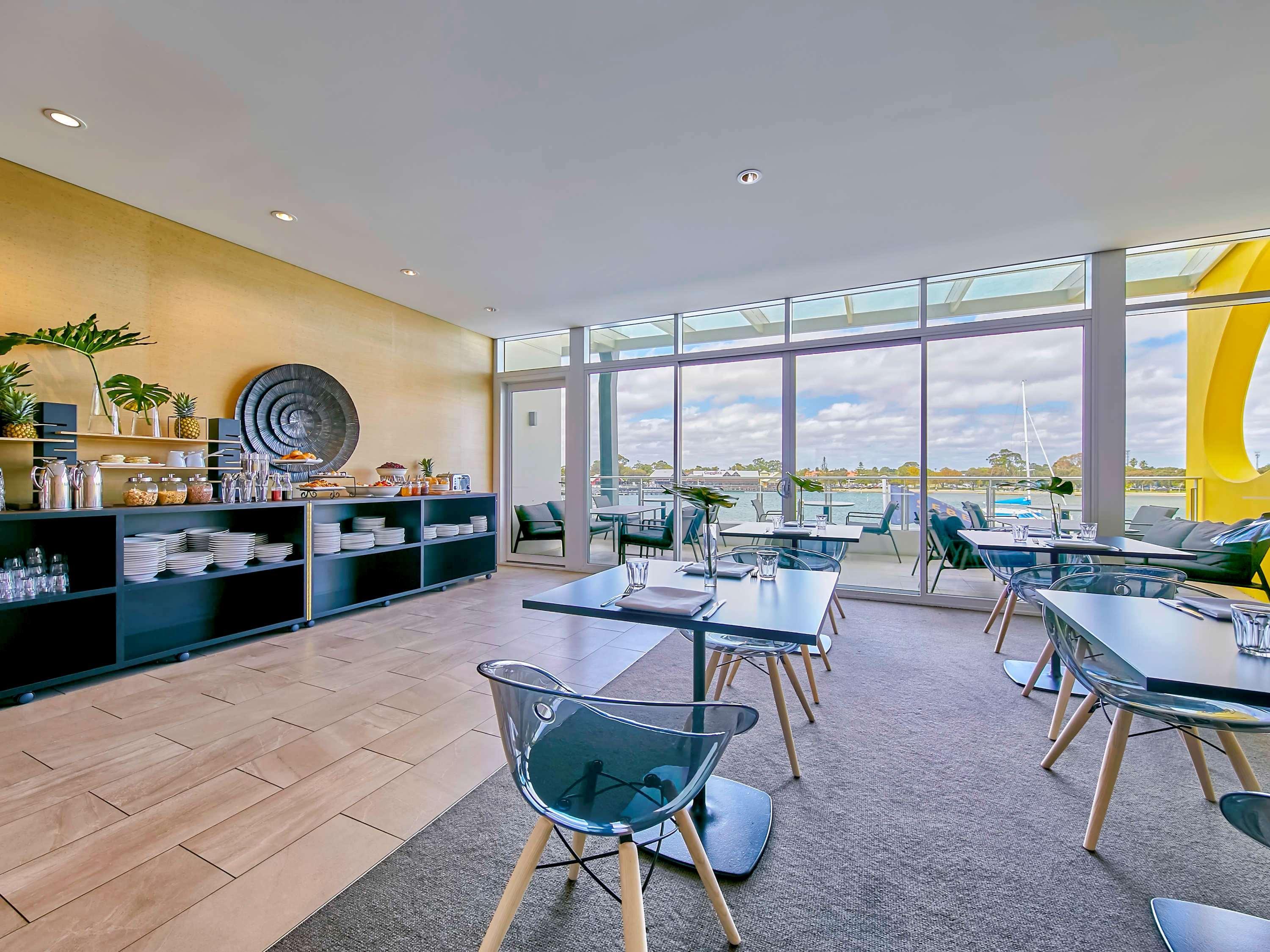 The Sebel Mandurah Hotel Bagian luar foto