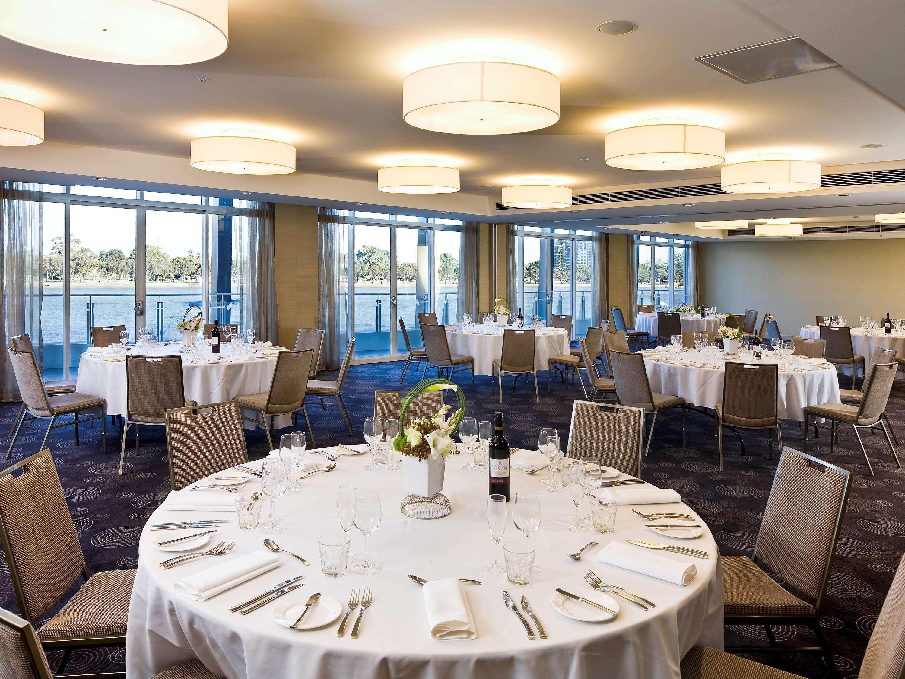 The Sebel Mandurah Hotel Bagian luar foto